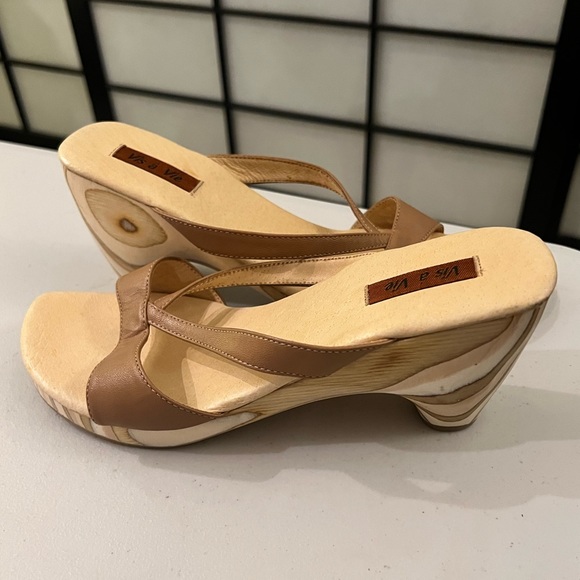 Vis á Vie Size 7 Slip-On Heels - Picture 4 of 5